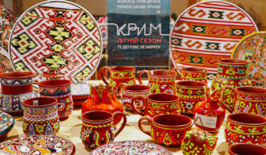 У Києві відкрилась унікальна виставка спогадів “Крим. Літній сезон: те, що в нас не забрати”
