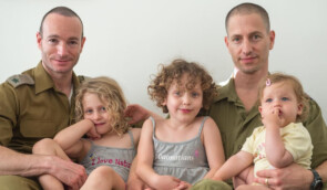 Верховний суд Ізраїлю дозволив сурогатне материнство для одностатевих пар та самотніх чоловіків