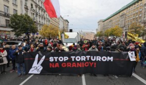 Сотні поляків вийшли на мітинг у Варшаві із закликом припинити тортури на кордоні