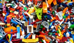 Компанія Lego припинить випускати “хлопчачі” та “дівчачі” конструктори