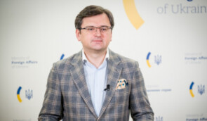 Для збереження санкцій ЄС щодо посадовців Януковича Україні потрібні відповідні судові рішення – Кулеба