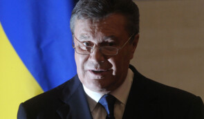 Янукович подав до ОАСК позов проти Ради