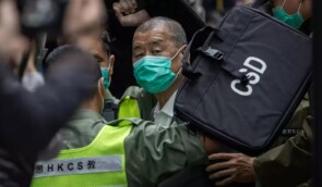 Рік тому у Гонконгу затримали лауреата премії за свободу преси Джиммі Лая: йому загрожує довічне ув’язнення