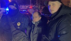 У Львові затримали чоловіка, який намагався розбестити дівчинку в шкільній вбиральні