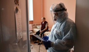 В окупованому Криму зафіксували майже 1500 нових випадків коронавірусної хвороби за добу