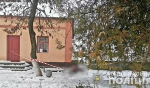 У Миколаєві відправили під домашній арешт жінку за вбивство чоловіка, який з ножем вимагав від неї сексу