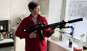 В Україні набув чинності закон про право цивільних на збройний захист країни від окупантів