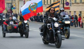На тлі колосальних втрат Росія готується до масових святкувань “Кримської весни” – Офіс президента