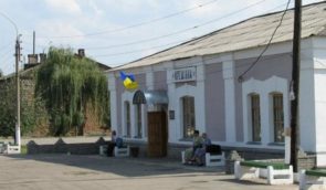 Внаслідок російського обстрілу з танку будинку для літніх на Луганщині загинули 56 людей