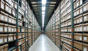 Росіяни нищають українські архіви, у яких зберігаються документи про репресії радянського режиму