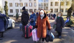 Мешканців Рубіжного російські військові силоміць “евакуювали” до РФ