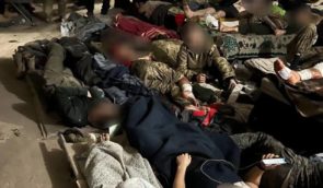Бійці з “Азовсталі” сподіваються на евакуацію важкопоранених військових