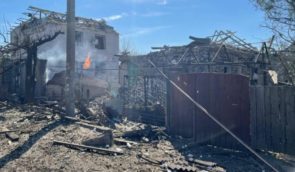 Российские военные обстреляли частные дома в Запорожье: пострадали три человека, среди которых ребенок