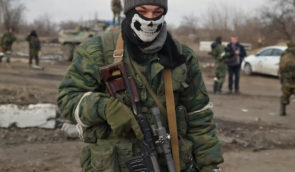 У США есть доказательства того, что российские военные в Донецкой области казнили украинцев, которые хотели сдаться в плен