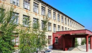 Російські окупанти викрали директора школи у Каховці