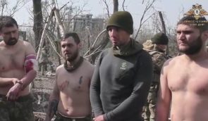 Російські військові вбили полоненого з Маріуполя, якого перед тим показали в ролику “про гарантію життя”
