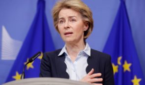 Єврокомісія хоче продовжити тимчасовий захист для українських біженців у ЄС