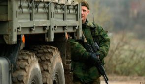 Окупаційна влада не пускає цивільних до деяких селищ у Криму, де знаходяться військові частини