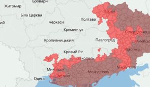 Кількість громад, що знаходяться в районах бойових дій та оточенні росіян, сягнула трьох сотень
