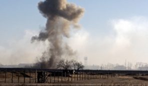 Через авіаудар російської армії по селищу Десна загинули 8 людей