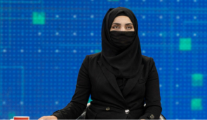 Влада “Талібану” зобов’язала жінок-телеведучих закривати обличчя