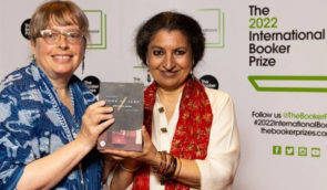 Міжнародну Букерівську премію-2022 отримала письменниця з Індії Гітанджалі Шрі