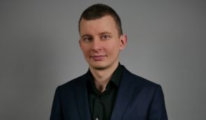 Следственный комитет России требует заочного ареста журналиста-расследователя Руслана Левиева
