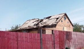 Російські військові зруйнували на Донеччині майже 100 цивільних об’єктів за добу