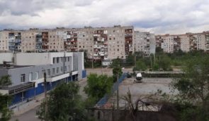 Два міжнародних репортери, які їхали в авто з бойовиками, зазнали поранень поблизу Сєвєродонецька