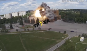 Російські військові влучили ракетою в Будинок культури у Лозовій – щонайменше сімох людей поранило