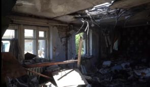 Військові РФ обстріляли багатоквартирний будинок у Миколаєві, одна людина поранена