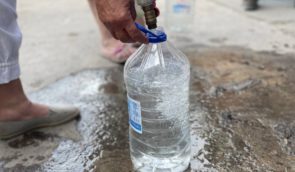 У Маріуполі жителі змушені записуватися у дводенну чергу за питною водою — Петро Андрющенко