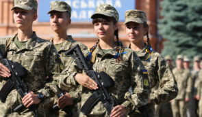 Для українських військовослужбовиць планують запустити пошив військової форми