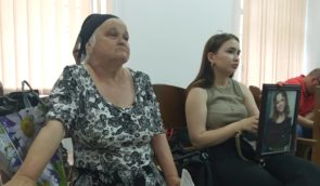 Справа Ноздровської: суд не зміг допитати батька активістки