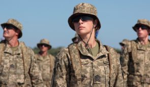 Генштаб пропонує ставити жінок на військовий облік лише за власним бажанням та через місяць після закінчення особливого періоду