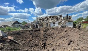На Донеччині окупанти обстріляли мирне населення ракетами та артилерією, є загиблі
