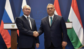 Орбан заявляє, що Угорщина буде й далі торгувати з Росією і “триматись подалі від російсько-української війни”