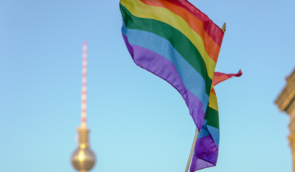 У Франції створять посаду посла з прав ЛГБТК+ людей