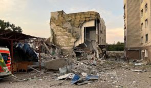 Россияне обстреляли Николаевскую область: разрушены травмпункт и частные дома, есть раненые