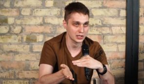 Встромляли голки в рани: азовець розповів про катування українців у полоні РФ