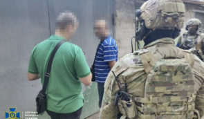 На Харківщині затримали двох українців, які з “ідеологічних міркувань” передавали росіянам дані про позиції ЗСУ