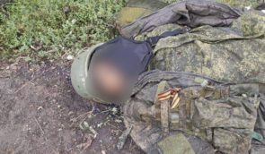 Російські військові кинули тіла ліквідованих побратимів на узбіччях доріг на Харківщині