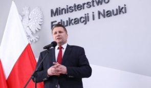 Польський міністр вибачився за гомофобну заяву дворічної давнини, однак поглядів не змінив