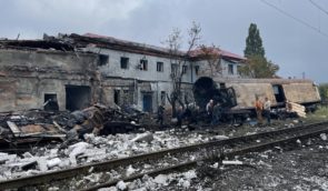 Россияне в Харькове обстреляли вагоны, в которых держали тела ликвидированных российских солдат