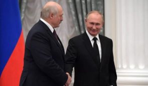 Лукашенко заявив, що домовився з Путіним про розгортання “спільного регіонального угруповання військ”