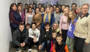Додому повернули 37 дітей з Харківщини, яких під час окупації вивезли “на відпочинок” до Росії