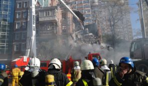 Утренние удары по Киеву: из-под завалов извлекли четвертое тело погибшего, а в больницу госпитализировали трех человек