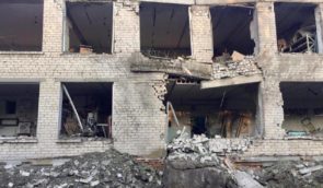 За ніч, що минула, російські війська знищили дві школи у Запорізькій області