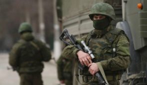На території окупованої Луганщини росіяни ставлять на військовий облік підлітків