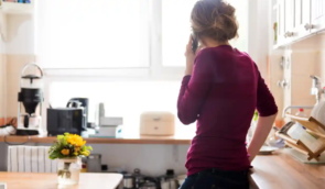 У Новій Зеландії жінки зможуть перервати вагітність за допомогою телефонної консультації
